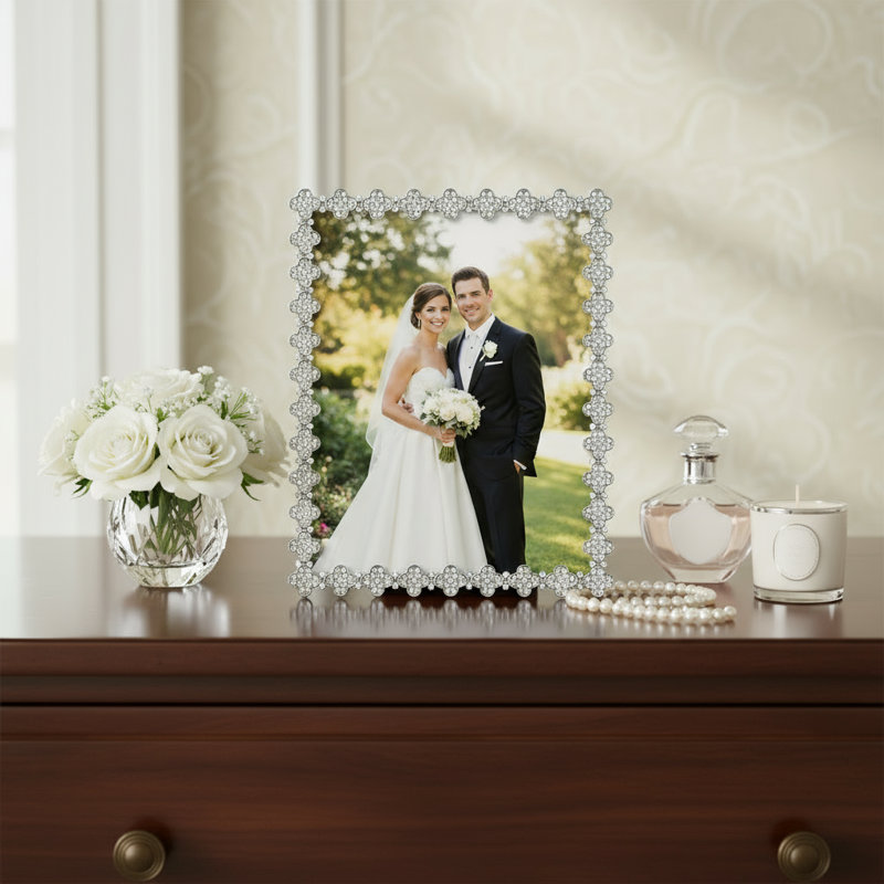 Windsor Metal Picture Frame, 2.5" x 3.5", Silver