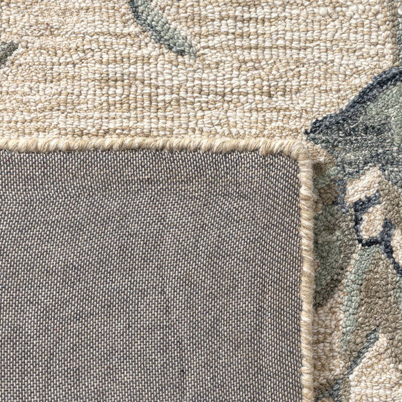 Munz Handmade Traditional Natural Wool Indoor Area Rug, Rectangle 7' x 9'