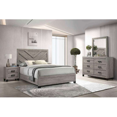 Ensemble de chambre à coucher en bois patiné très grand avec tête de lit à chevrons, commode, miroir et table de chevet