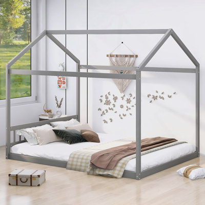 Lit en bois avec tête de lit