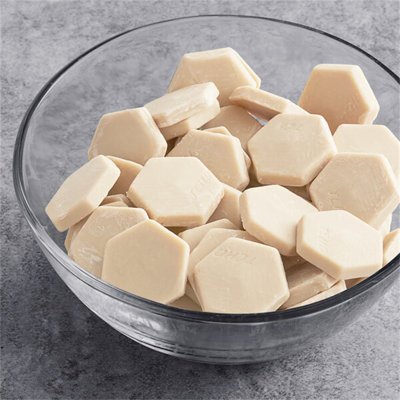 TCHO Choco Blanco 35% hexagones chocolat au lait blanc 6,6 lb. WS-999TBlanco