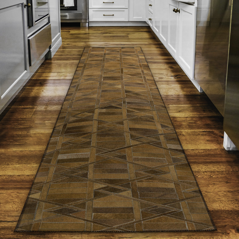 Eitelbert Chenille Patchwork Indoor / Outdoor Rug, Runner 2'3" x 7'6"