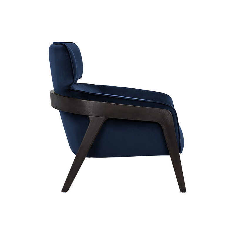 Maximus Armchair