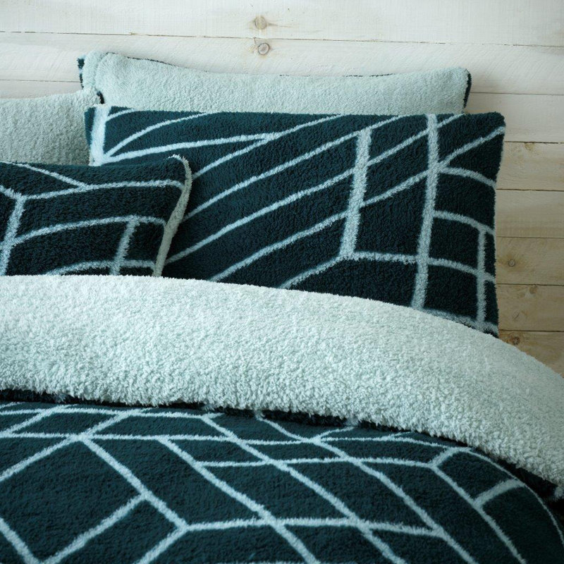 Polyester Geometric Shapes Duvet Cover with Pillowcases, Green, Kingsize - 2 Standard Pillowcases