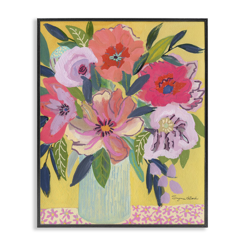 Bouquet rose vif sur giclée jaune, design par Suzanne Allard, H 30 po x l 24 po, Giclée encadrée noir minuit