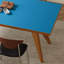 Bureau d'écriture multifonctionnel bleu vif et brun-121080144