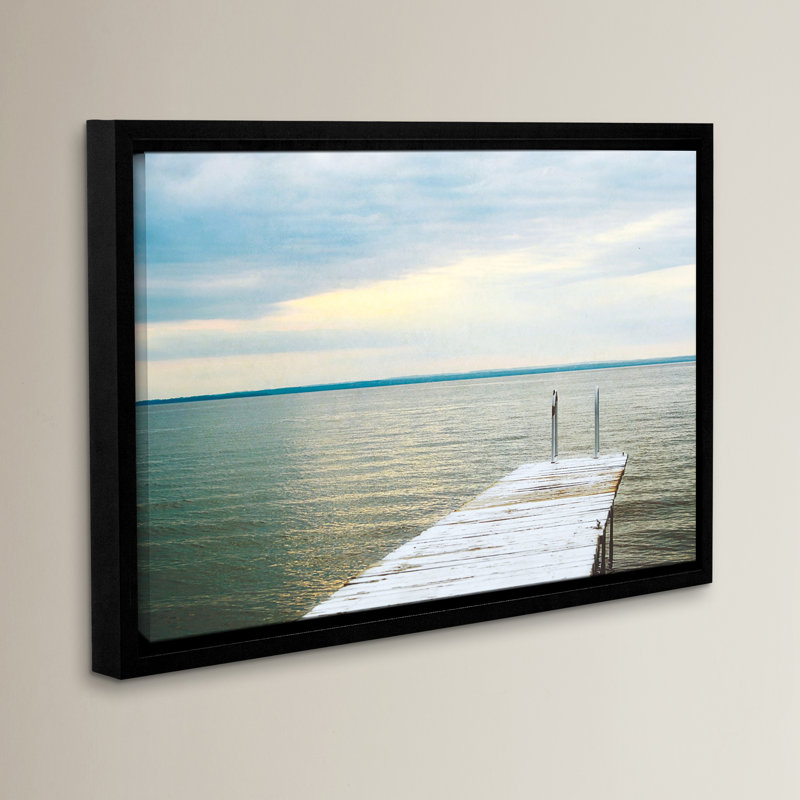 « elizabeth urquhart to the water 1 », reproduction de photo sur toile tendue encadrée, H 8 po x l 12 po x P 2 po