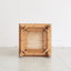 Armoire de rangement polyvalente en chêne massif pour le salon, rehaussant le décor