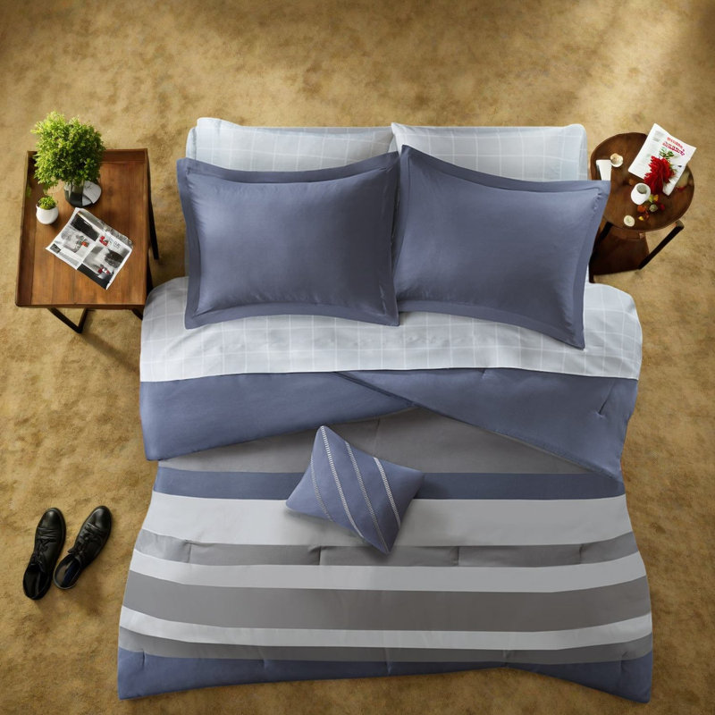 Comfortable Modern Polyester Bedding Set, Blue Grey Striped Style