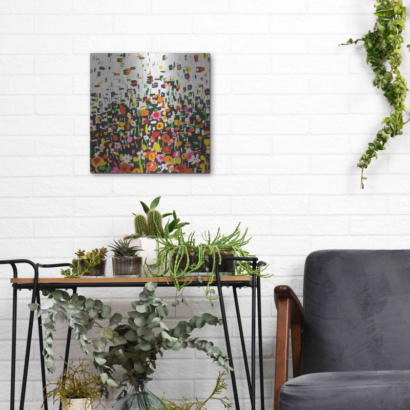 «Flower Shower Crop» par Wild Apple Portfolio, H 12 po x l 12 po