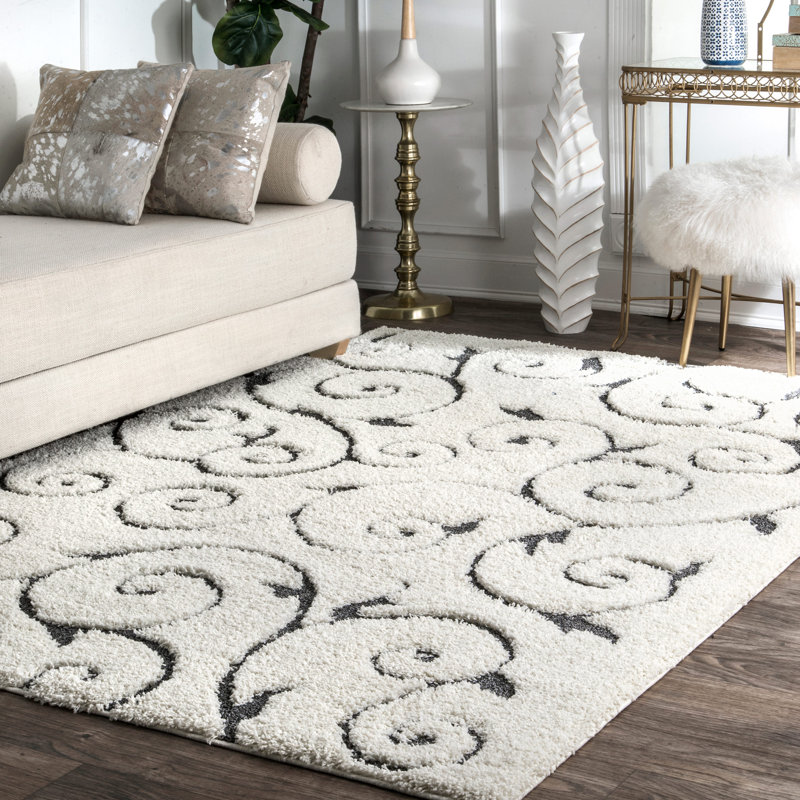 Tapis beige à motif floral Nichole, Rectangle 6 pi 7 po x 9 pi