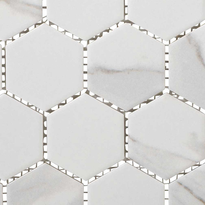 Porcelaine hexagonale 2 po Statuario 2 po / 20 feuilles / 19,698 pieds carrés / boîte