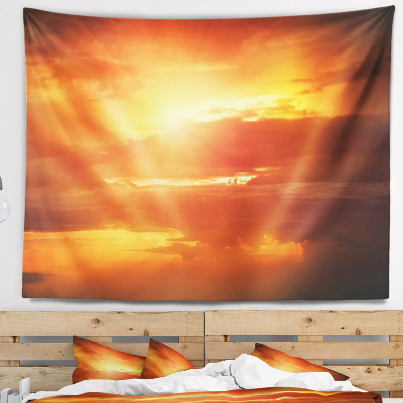 Tapisserie plage, coucher de soleil jaune au-dessus des nuages, H 32 po x l 39 po