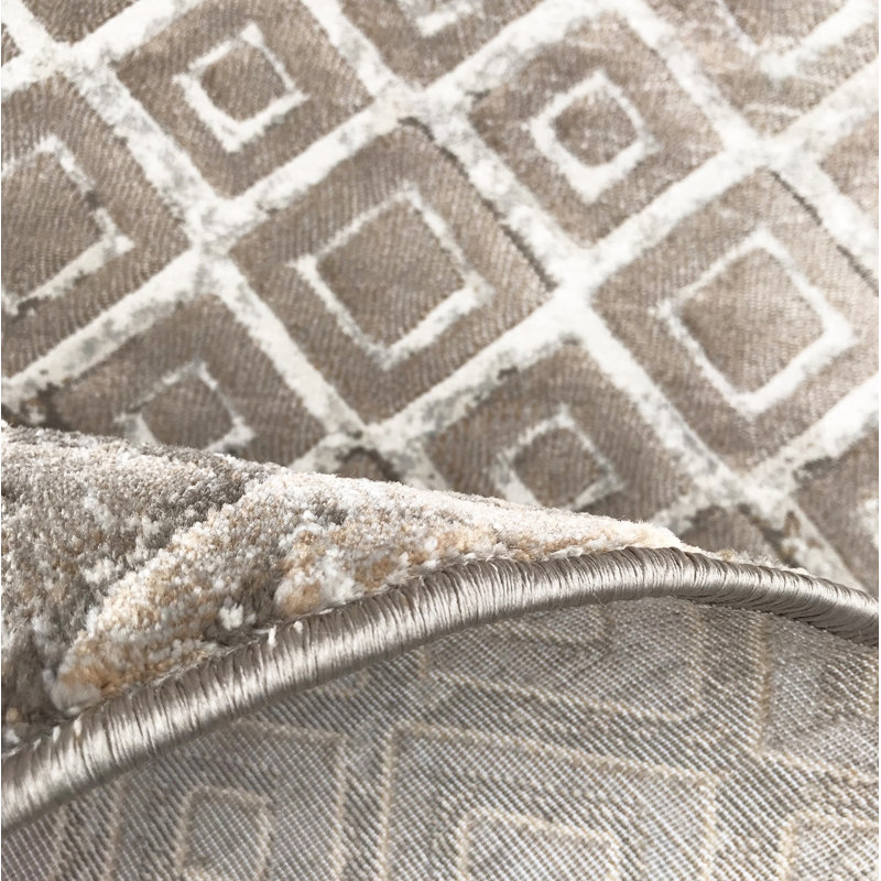 Tapis géométrique beige foncé taupe soyeux Glam Elguja - ultra doux