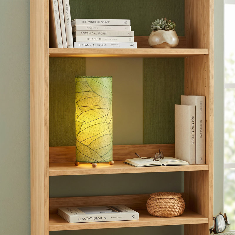 Quintan Metal Novelty Lamp, Green