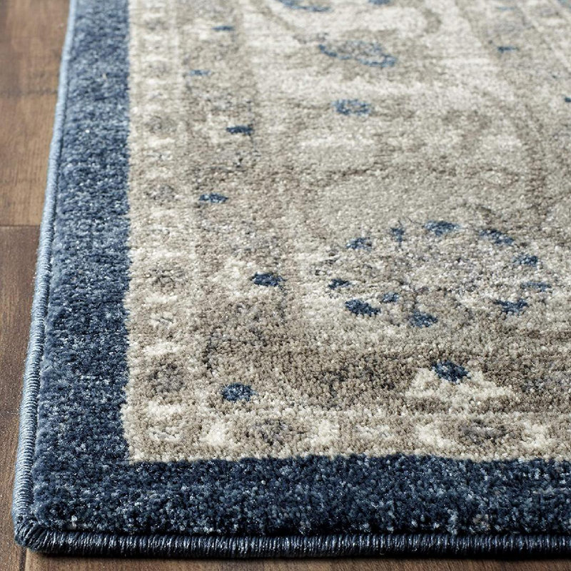 Tapis performance oriental Sofia Weigle, Rectangle 2 pi 6 po x 4 pi