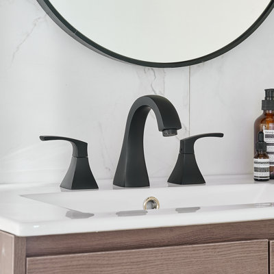 Widespread Bathroom Faucet with Drain Assembly