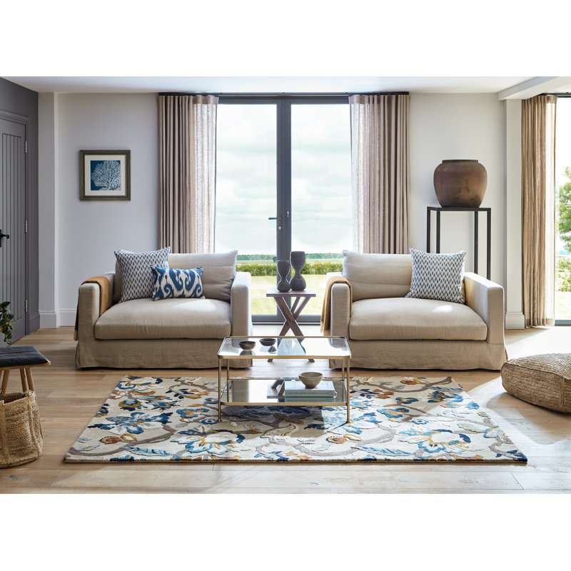 Amanpuri Hand Tufted Floral Area Rug in Stone/Navy, Rectangle 6'7'' x 9'2''
