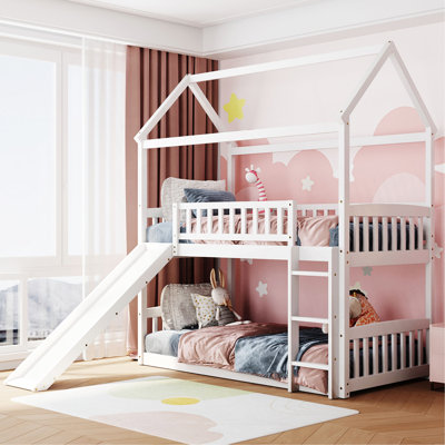 Lit simple superposé au dessus d'un lit simple avec glissade, lit maison avec glissade, blanc