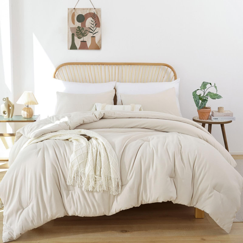 Soft Microfiber Comforter Set - Lightweight Alternative Comforter With Two Pillowcases For All Seasons, Beige