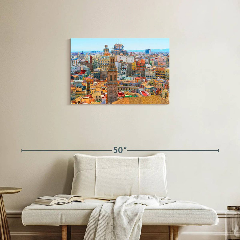 Nicci Valencia Cityscape, H 20 po x l 30 po