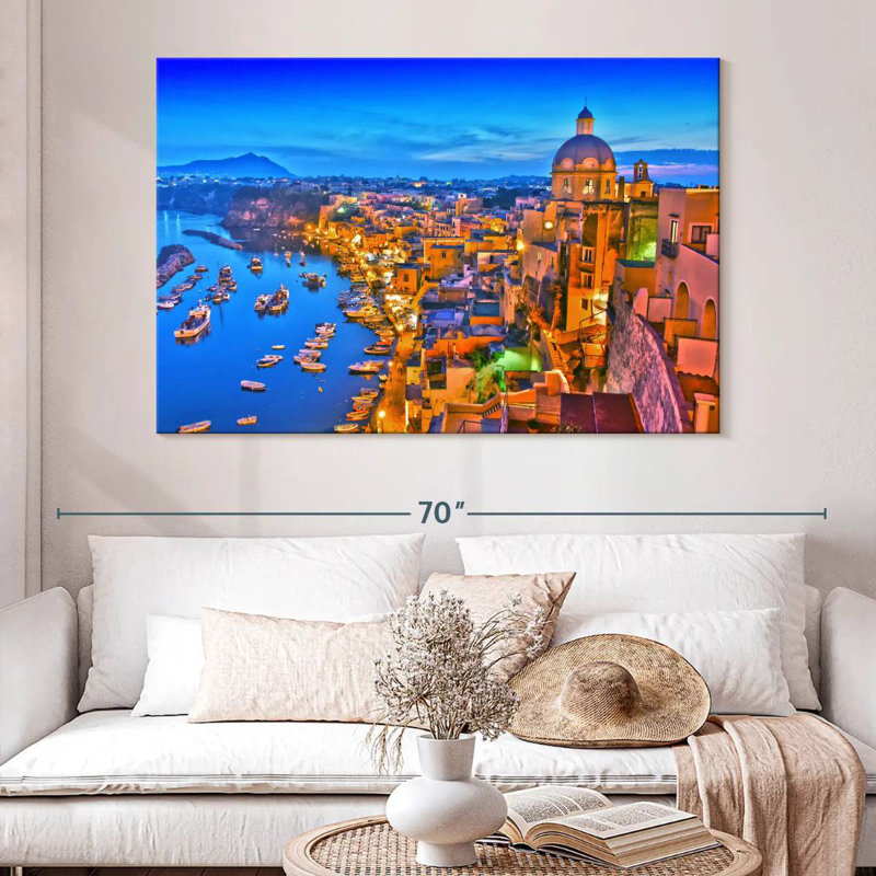 Nicci Procida Island