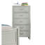 Commode 5 tiroirs gris transitionnelle 1pc - Tiroirs en queue d'aronde, bois massif avec poignées chromées et détails de moulure