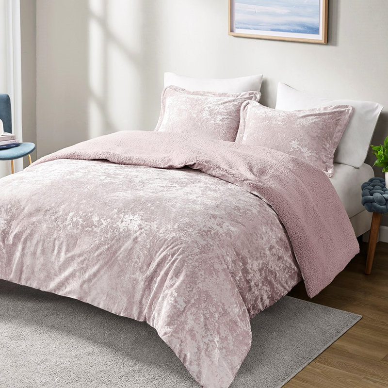 Literie mauve pour très grand lit / très grand lit, édredon en velours froissé avec dossier