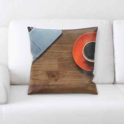 Coussin benefield à côté du coussin de l’ordinateur portable