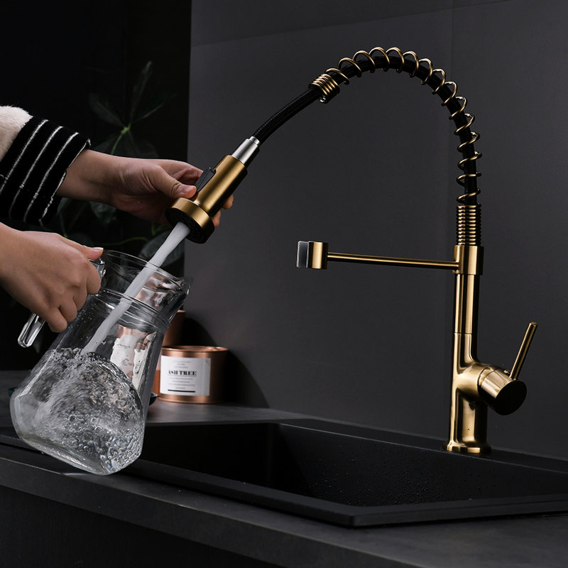 Robinet de cuisine contemporain doré avec segment rétractable, levier à poignée simple, rotation sur 360 °, bec arqué haut, robinet en céramique, unité commerciale en laiton