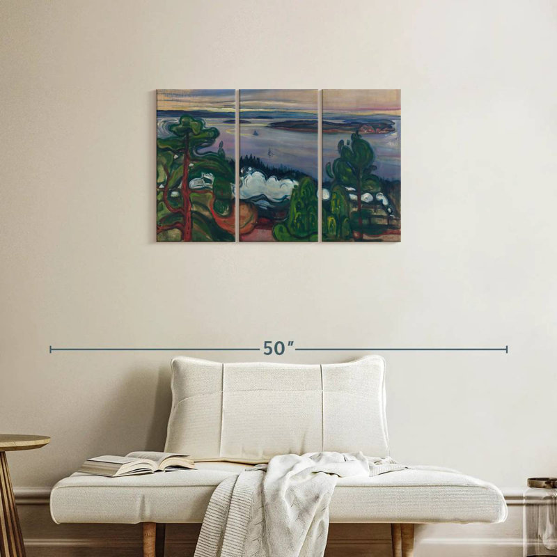 Avery Train Smoke, 20" H x 33" W