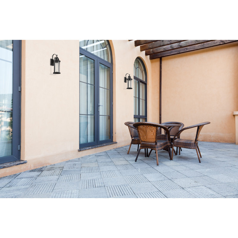 Lanterne murale Ved, H 24,75 po x l 9,25 po x P 11,75 po