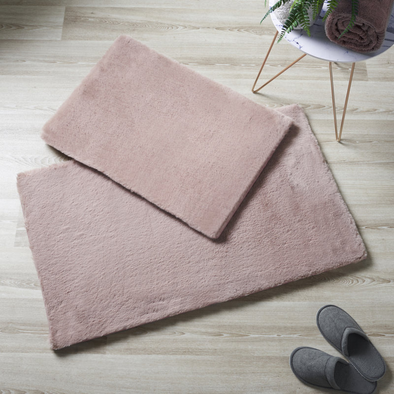 Rosenda Faux Fur Non-slip Bath Mat, Blush