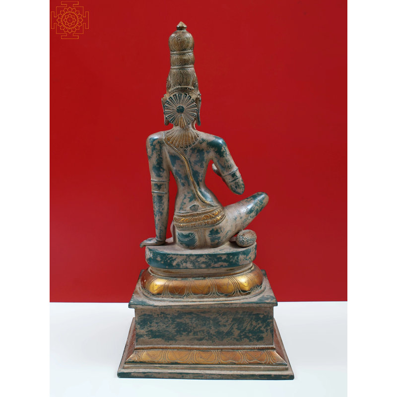 Statue Uma assise