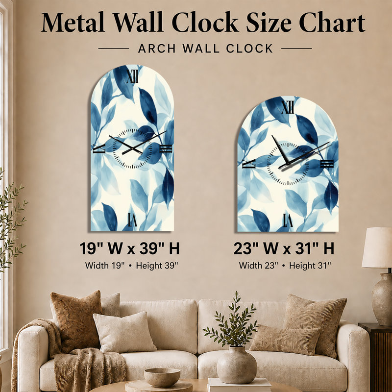 Horloge murale en métal arquée Blue Leaves Botanical Wash I - Style côtier, silencieux, H 31 po x l 23 po - Arche