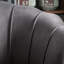 Fauteuil demi-tonneau en velours de 31,5 po Naoise