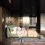 Très grand lit tapissier avec structure en bois massif, aucun sommier nécessaire pour une tête de lit plateforme luxueuse et durable