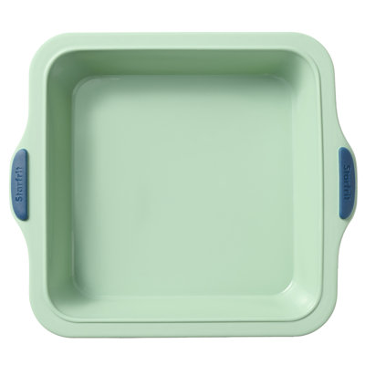 Starfrit® 8-In. Silicone Square Cake Pan With Integrated Metal Frame