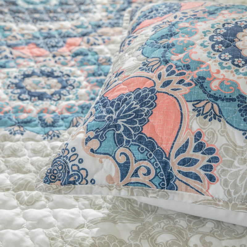  Lightweight Bohemian Floral Quilt Set 3 Piece , Full/Queen + 2 Standard Shams