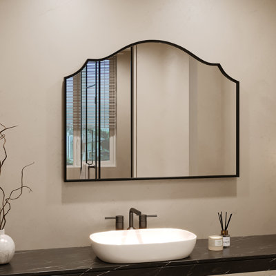 Miroir mural de salle de bain 26 po x 36 po avec cadre en métal pour meuble-lavabo et bordures crantées rétro