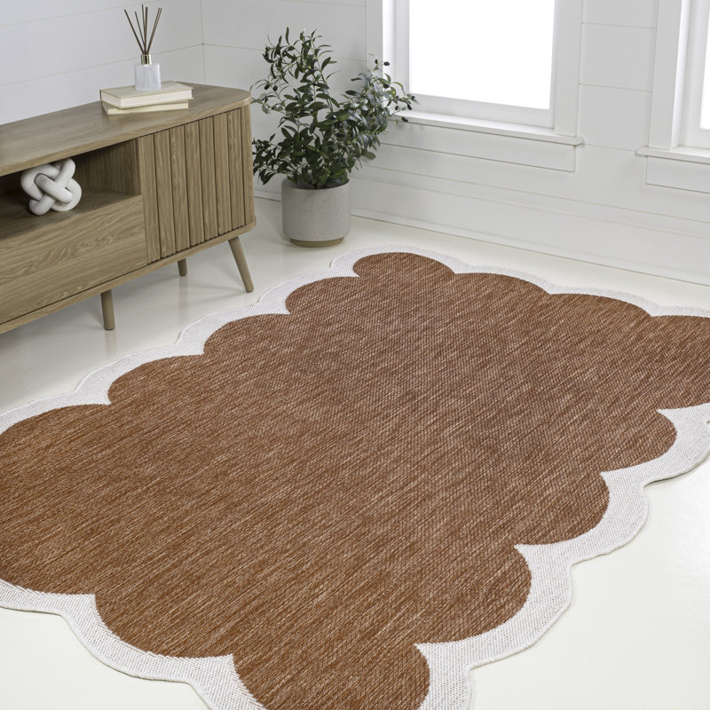 Manado Classic Cottage Two-Tone Scalloped Terra/Cream Indoor/Outdoor Rug, Novelty 6'2" x 9'