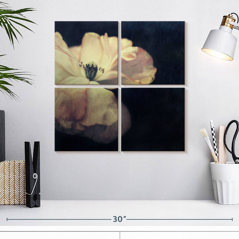 Harnek lumière dans la fleur sombre, H 18 po x l 18 po