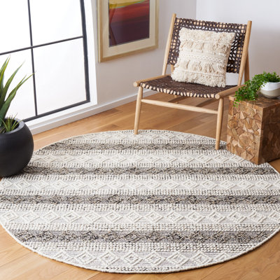 Parsonsfield Hand Woven Wool/Cotton Geometric Rug in Ivory/Black
