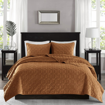 Velvet Quilt King/ King Rust - Soft Texture, Geometric, Cotton Filled In Warm And Comfortable, Geometric Pattern, Filling