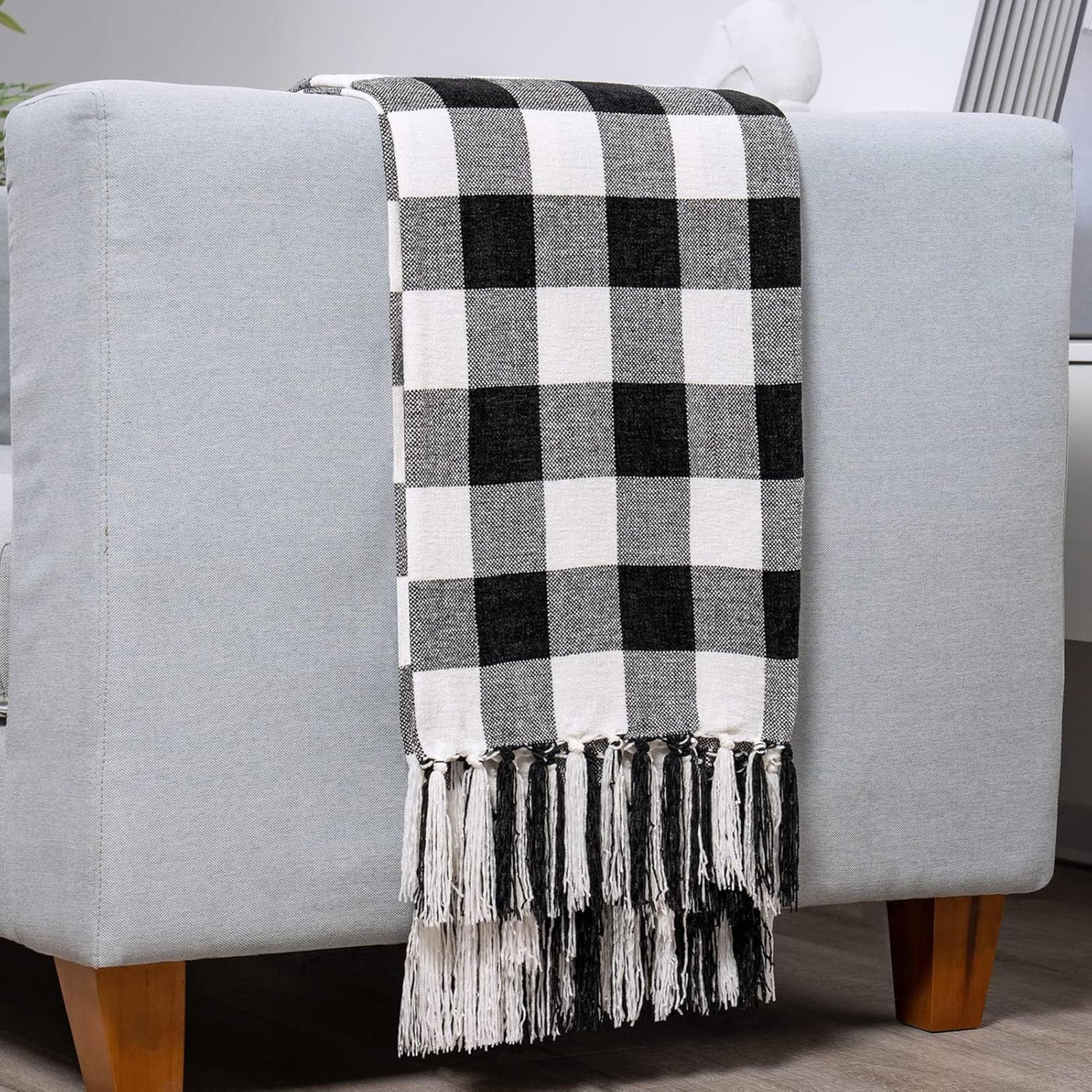 Chenille Throw Blanket, 60" L x 50" W, Black/White Plaid