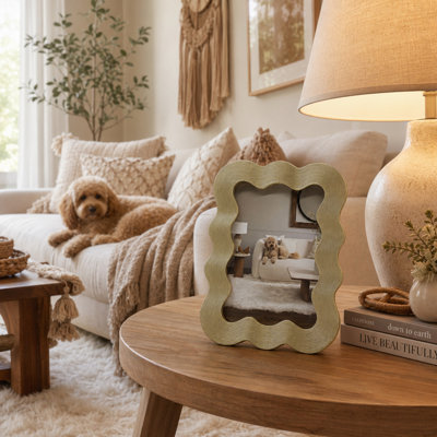 Cadres photo élégants Ripple - Cadre photo décoratif avec un design ondulé contemporain pour décoration murale, présentoir, bureau ou bureau, prêt à offrir