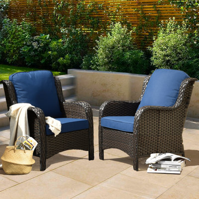 Peridot Wicker Outdoor Lounge Chair