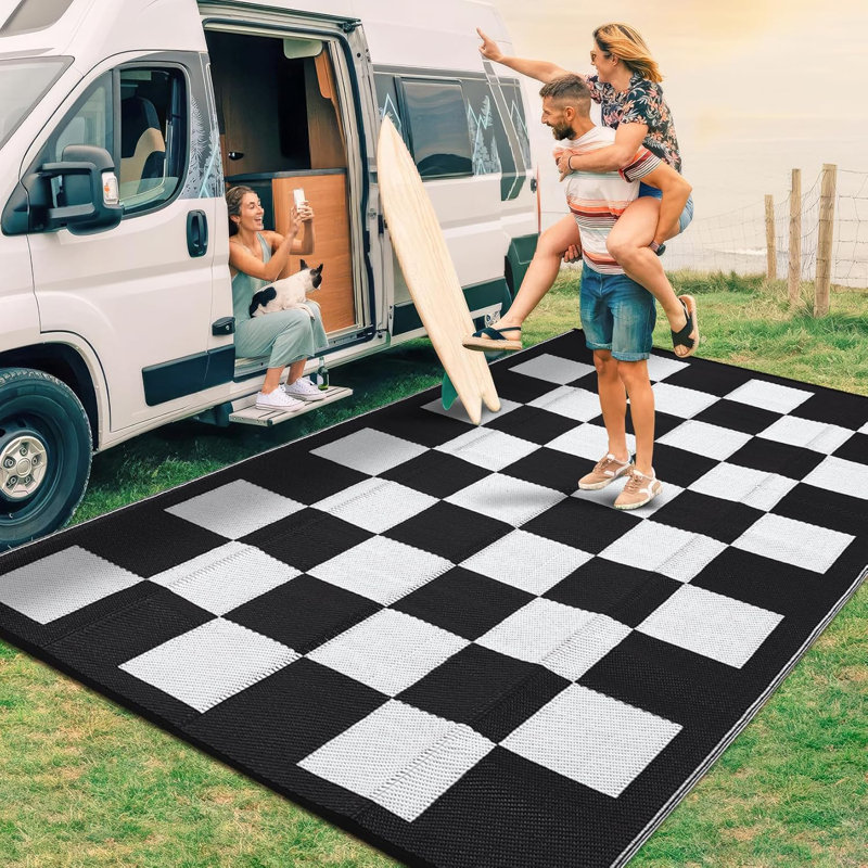 Outdoor Waterproof Plastic Straw Rug – Reversible Modern Checkered Patio, Deck, Porch, Balcony Floor Mat, Stain-Resistant Geometric Outdoor Carpet