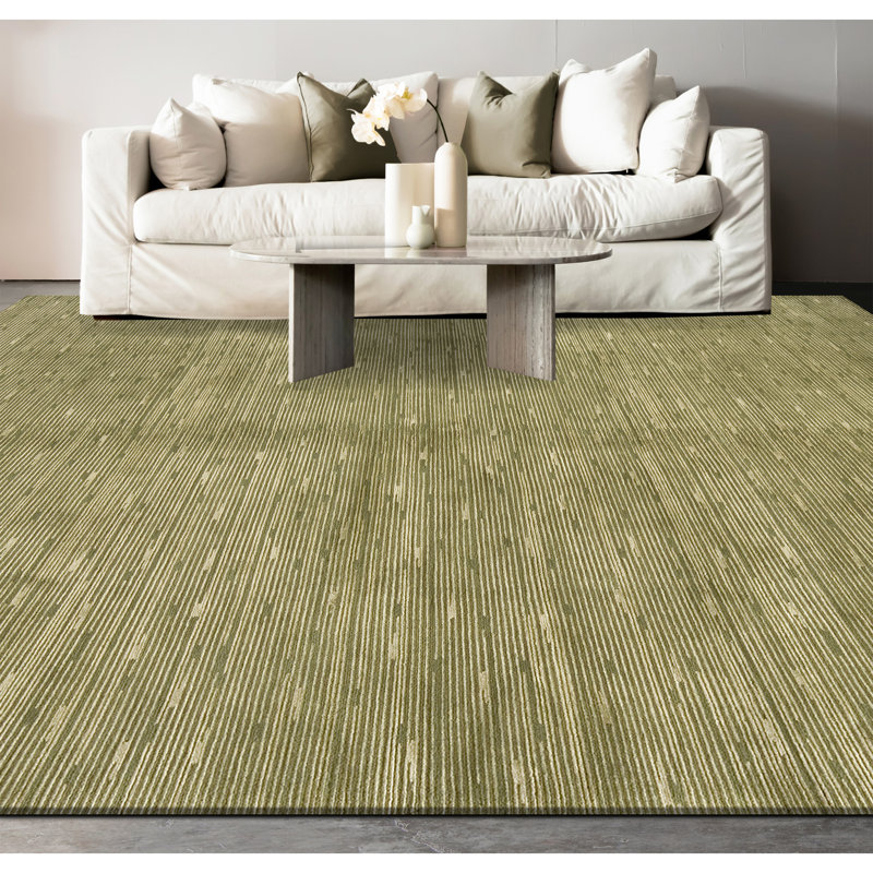 Geometric Area Rug in Green, Rectangle 8' x 10'