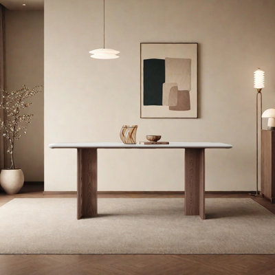 Une table de salle à manger de style chinois pour un usage domestique